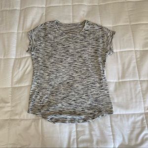 Lululemon running shirt